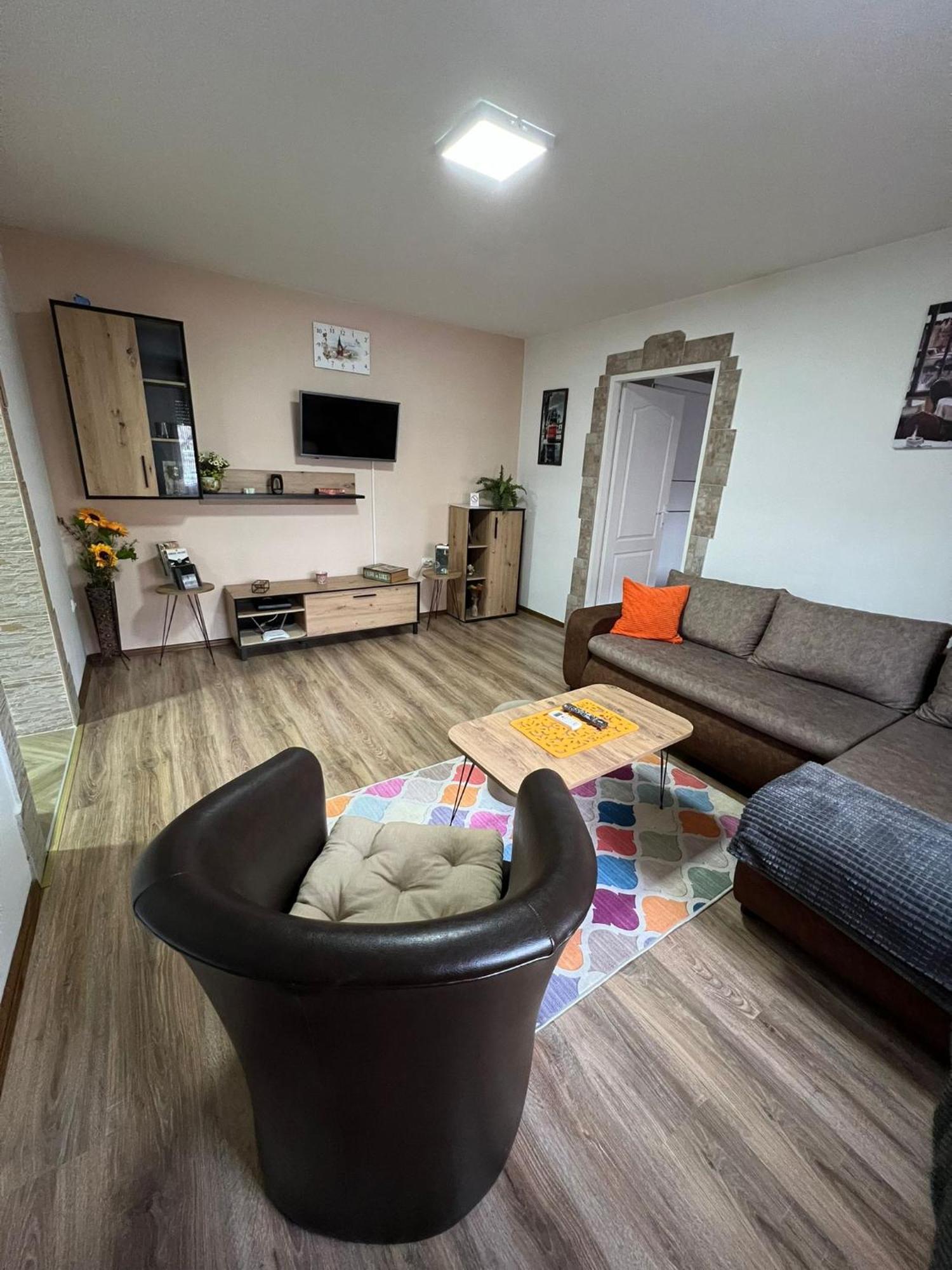 수보티차 Apartman Su Libero 아파트 외부 사진